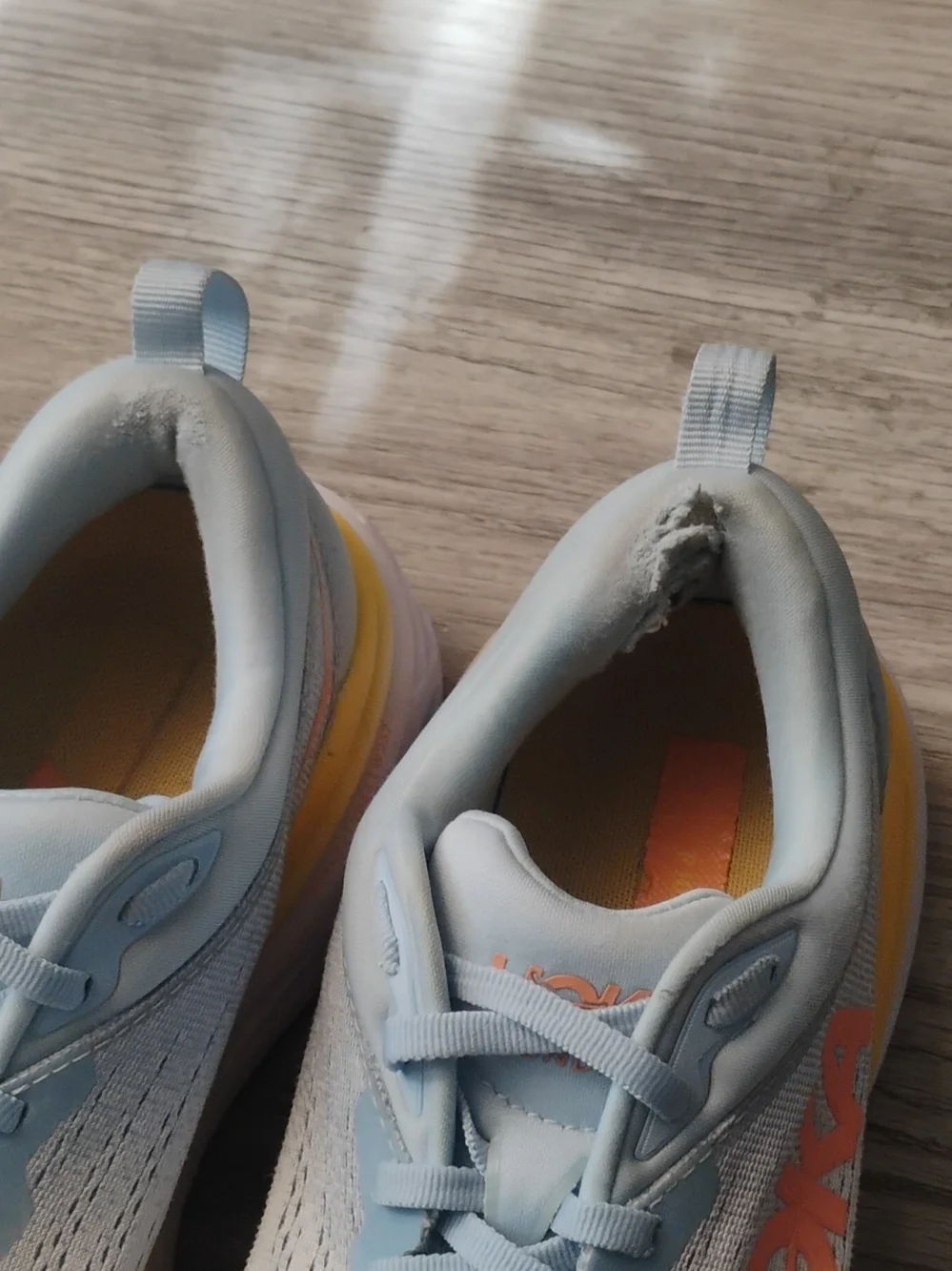 HOKA Bondi 8 Women's Running Shoes in Light Blue, White & Yellow Size 8.5B